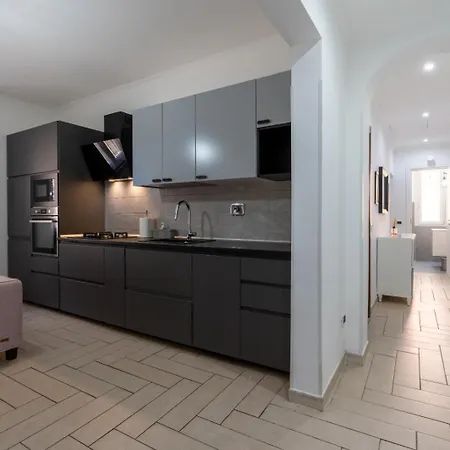 Ciampino-roma - Modern Apartment-airport & Station Ciampino